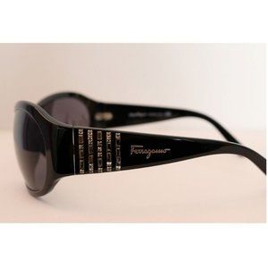 Gorgeous Ferragamo Sunglasses w/ Swarovski Cystals